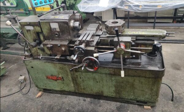 Torno Revólver Xervitt 1.½"