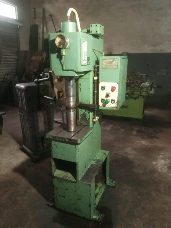 Prensa Hidráulica Tipo C 10 toneladas Pilares