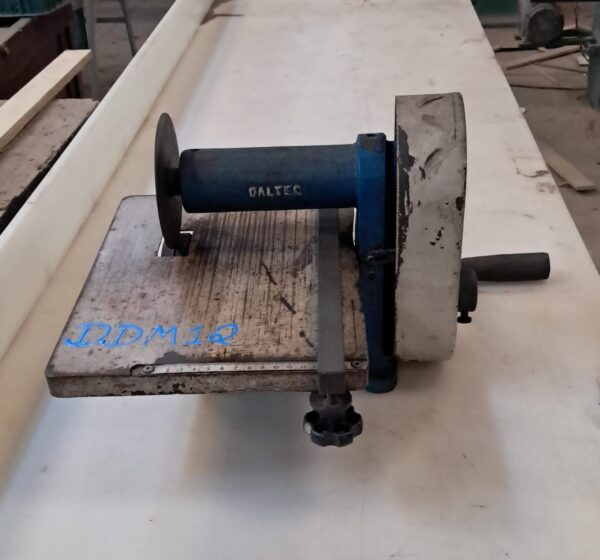 Corta Fórmica Manual Daltec 150mm