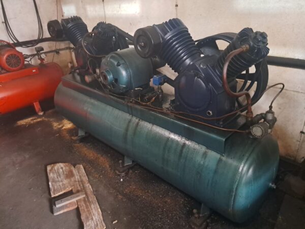 Compressor de Ar Primax cabeçote duplo