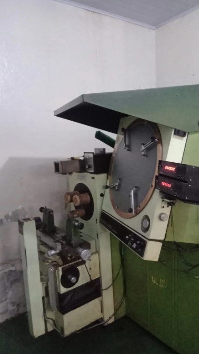 Projetor de Perfis Titanus 6/5 Microtecnica - Imagem 4