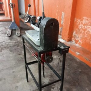 Torno Revólver de Bancada Brown & Sharpe 16mm - Imagem 3