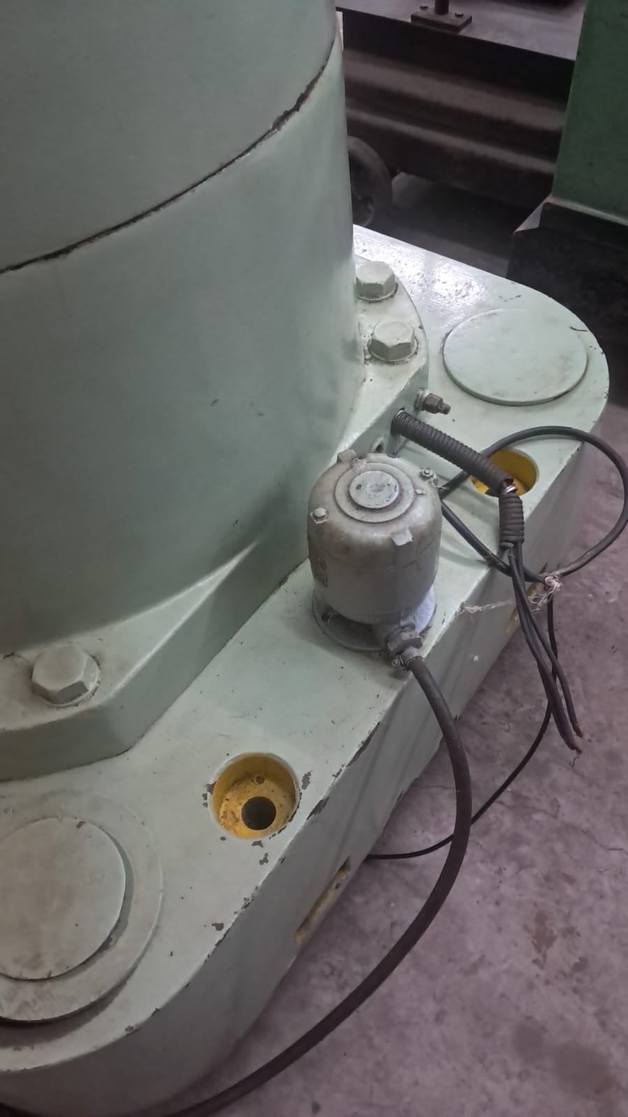 Furadeira radial 2000 X 110 mm - Imagem 7
