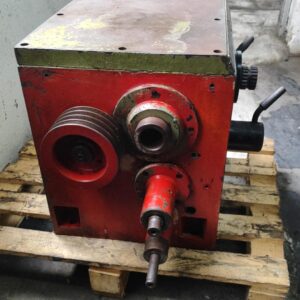 Alternative view of Cabeçote Fixo de Torno Nardini DT 650