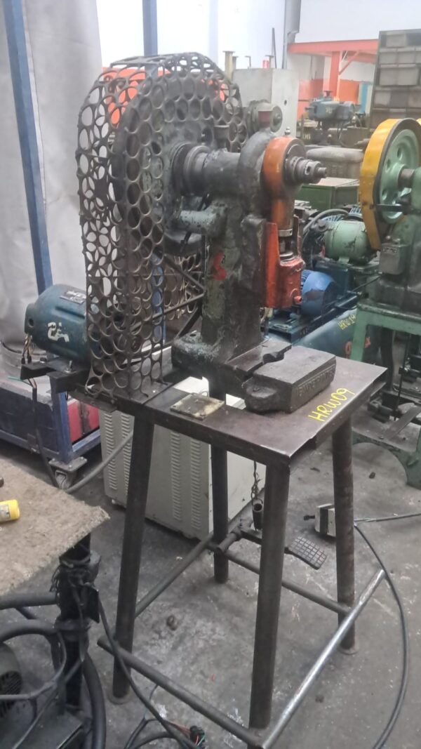 Prensa Excêntrica Bandeirantes 3 toneladas