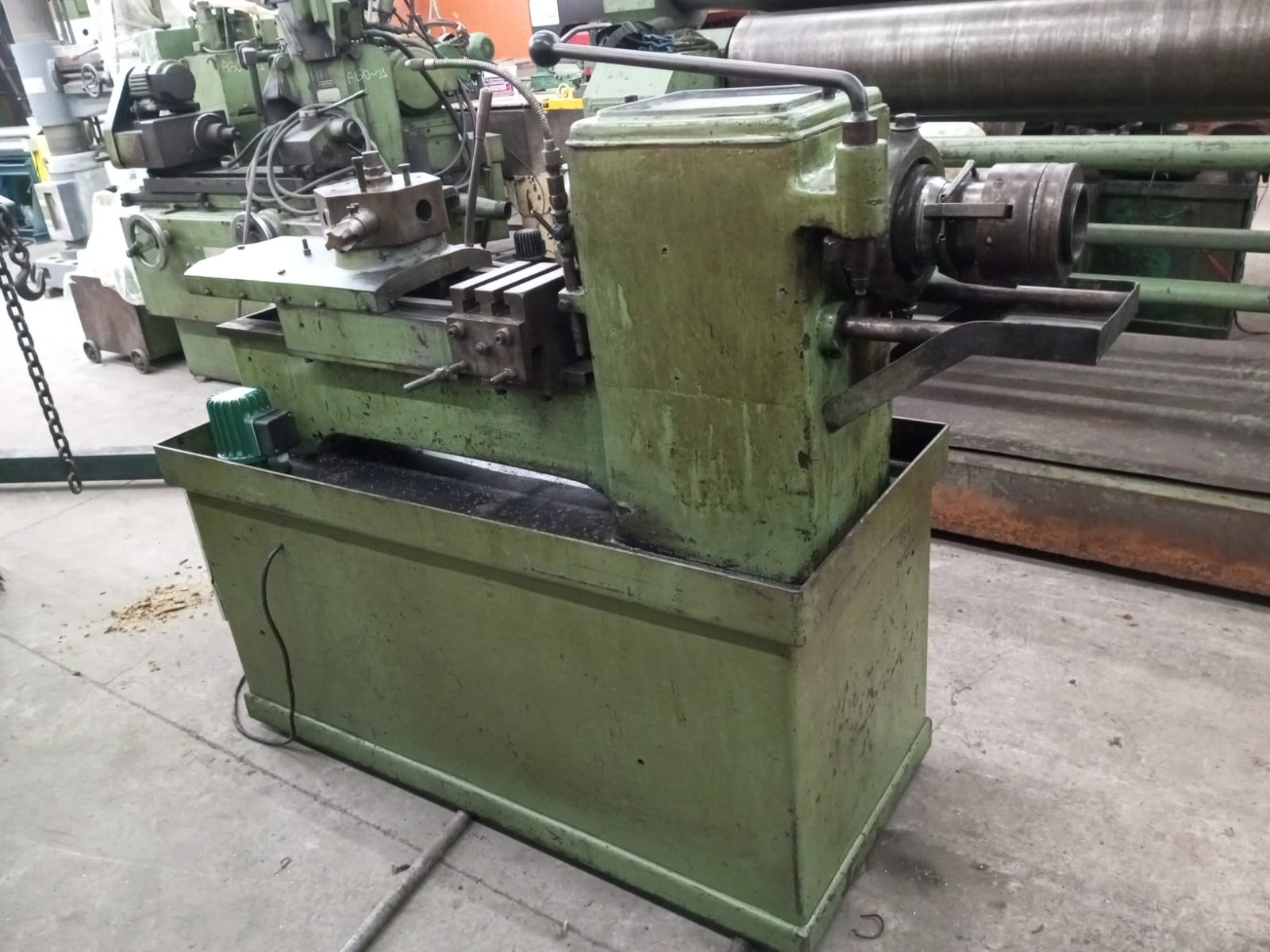 Torno Revólver AMA TR-5 passagem 2.½" - Imagem 5