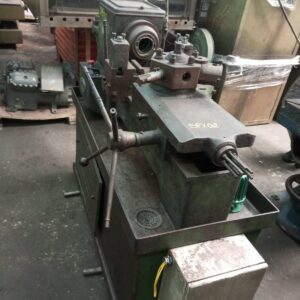 Alternative view of Torno Revólver AMA TR-5 passagem 2.½"