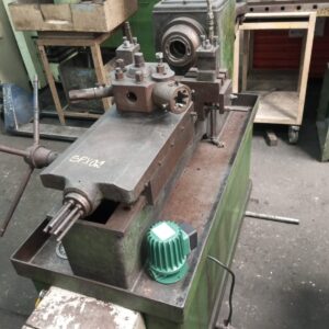 Torno Revólver AMA TR-5 passagem 2.½" - Imagem 4
