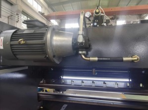 Prensa Dobradeira Hidráulica 125 toneladas x 3.200 mm - Imagem 5