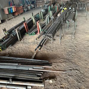 Lote de Matéria-Pima Industrial Barras de aço sextavadas e redondas